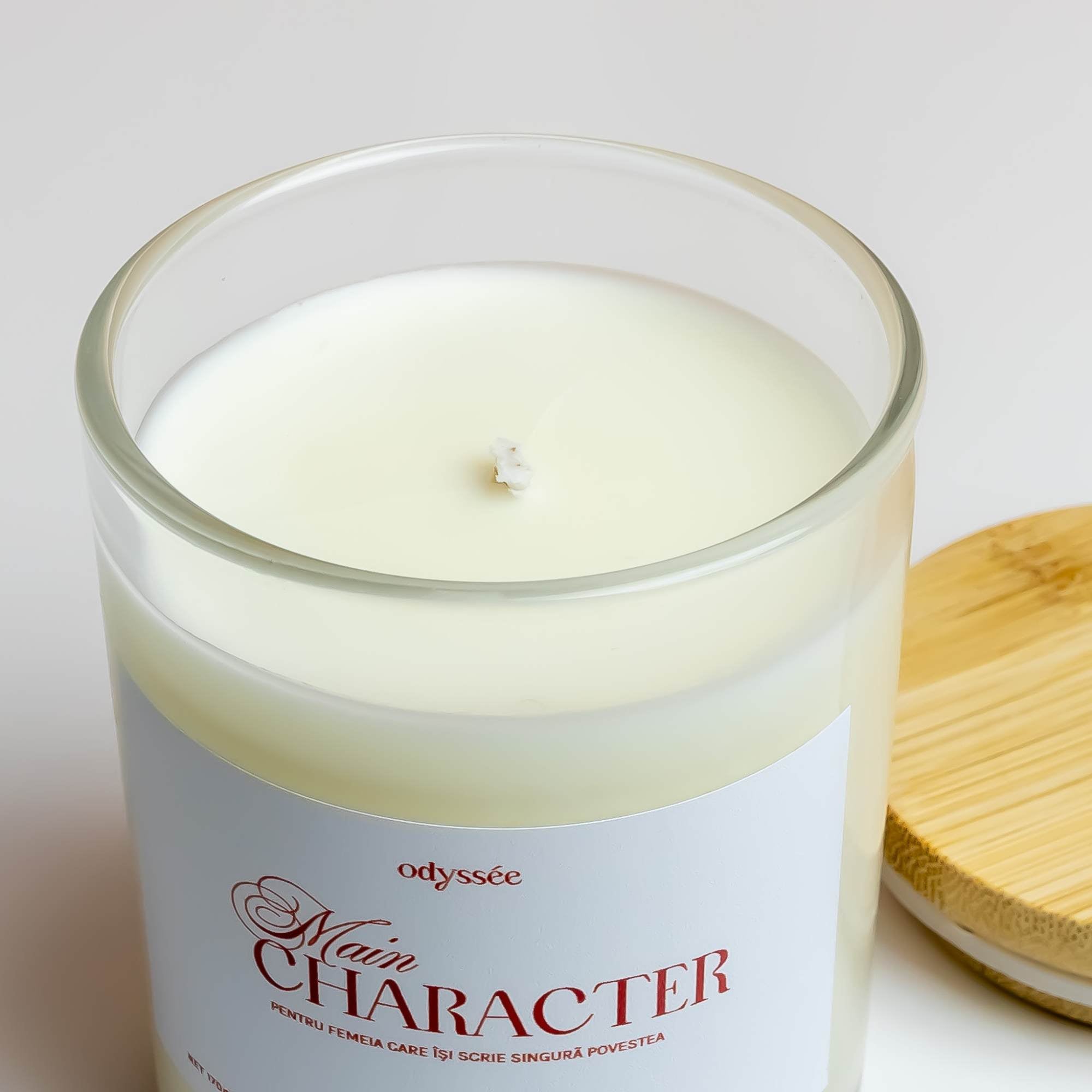 Main Character - Lumânare parfumatã - Cireșe amare & Cola