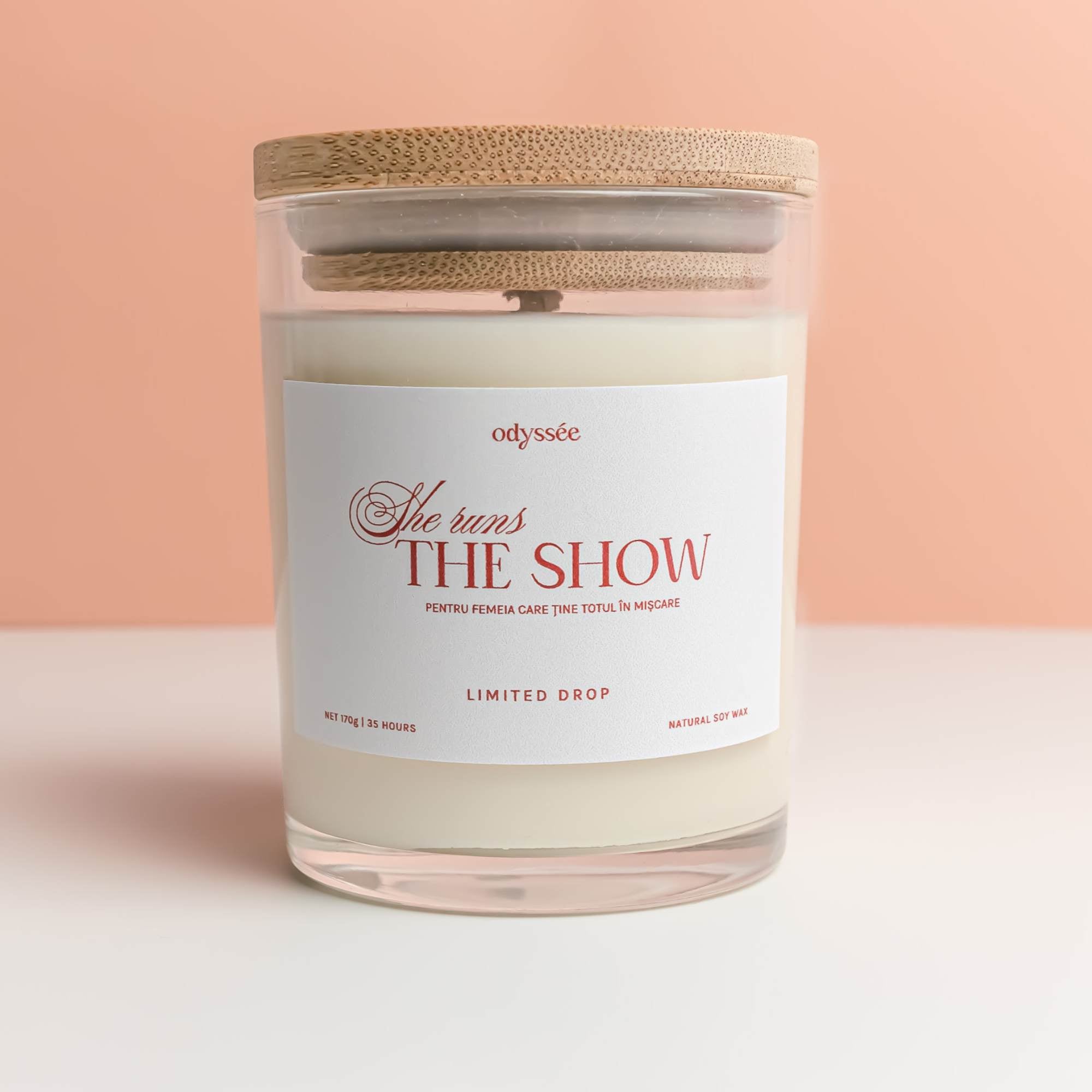 She-runs-the-show-lumanare-parfumata-handmade-ceara-soia-naturala-odysseecandles-2_0a66c61b-c40d-41cb-9c19-b58f9158bb94.jpg
