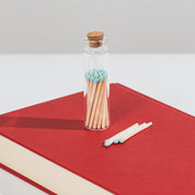 Sticluta chibrituri colorate