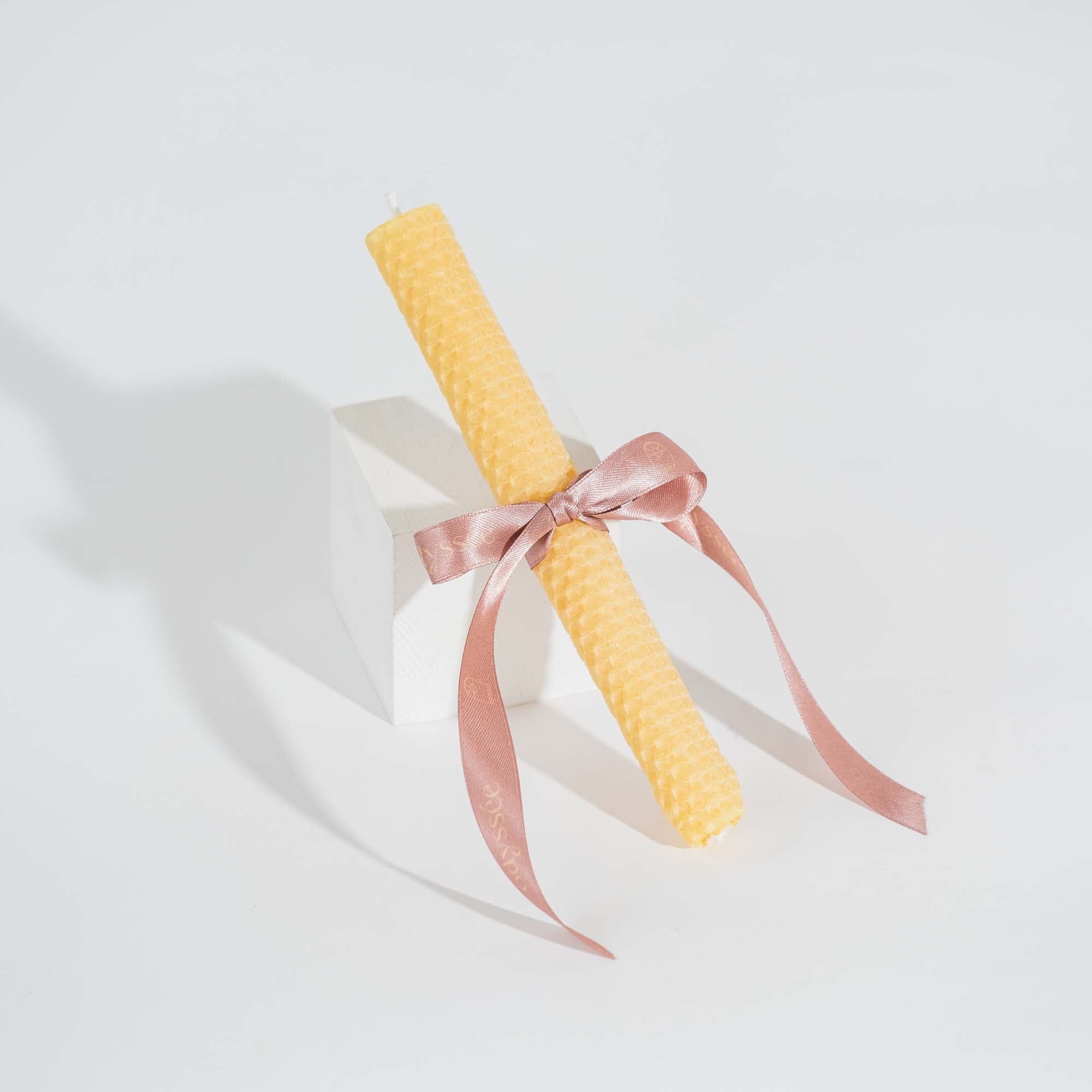 Beeswax rolled candles